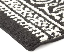 Broyhill Black & White Ornate Fascination Accent Rug -Broyhill Sales Store 810557659 1