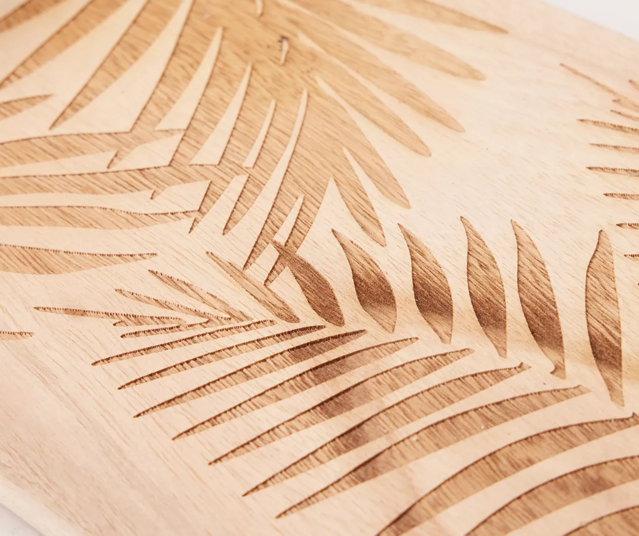 Wild Sedona Brown Etched Palm Wood Tray 5 Wild Sedona Brown Etched Palm Wood Tray - Image 3