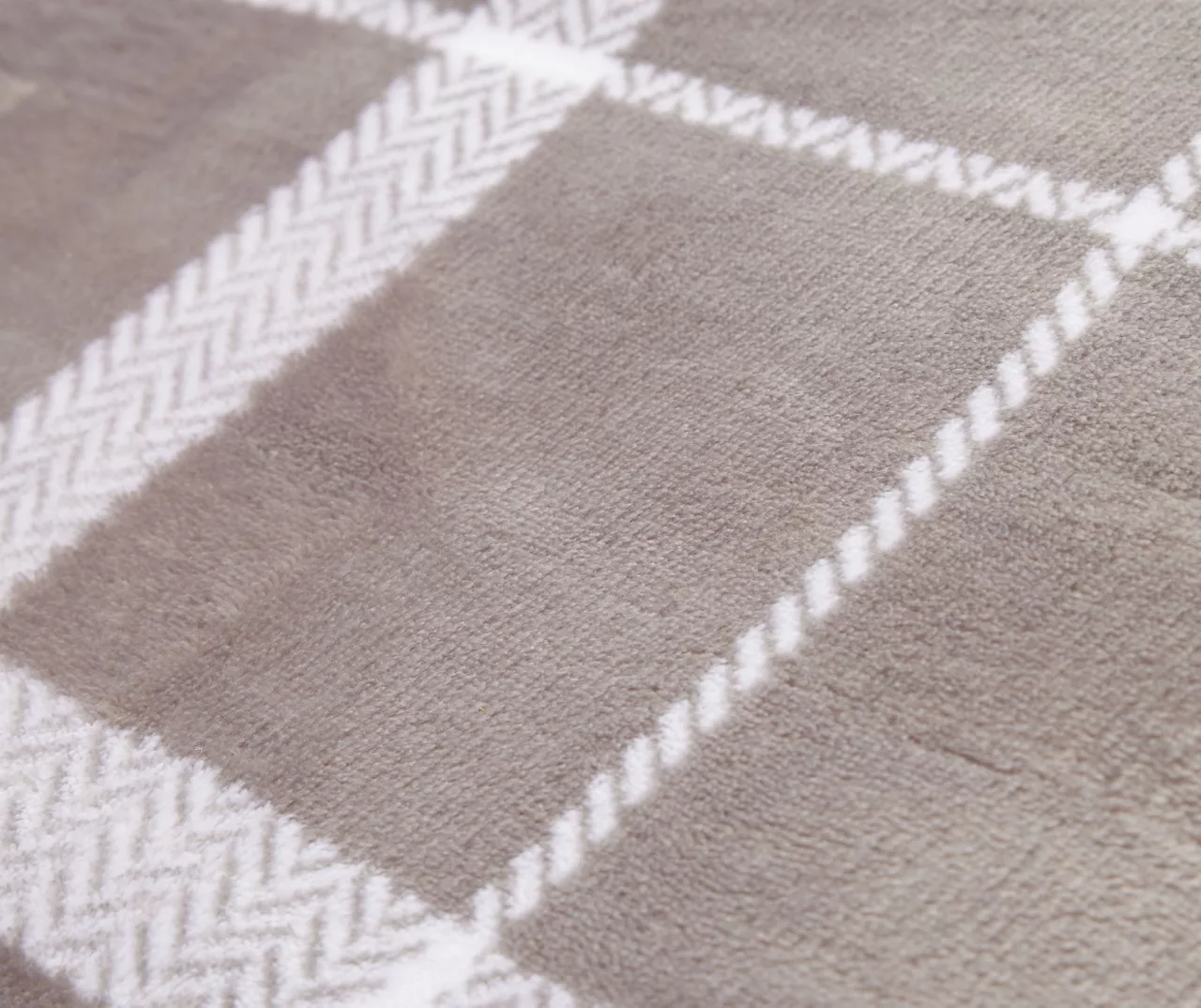 Gray & White Plaid Queen/King Velvet Plush Blanket 5 Gray & White Plaid Queen/King Velvet Plush Blanket - Image 3