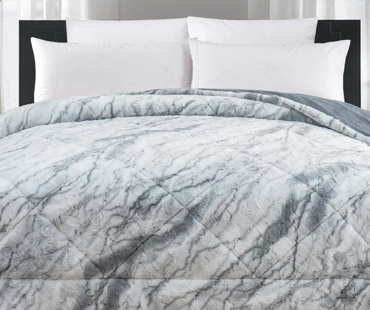 Gray Marble Print Faux Fur King Comforter 5 Gray Marble Print Faux Fur King Comforter - Image 3